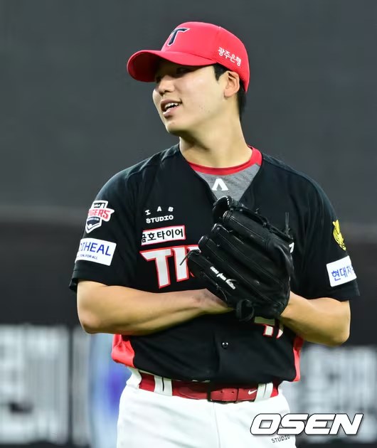 "1년 더 뛰겠다" 6승 에이스는 왜 상무지원 철회했나...150세이브 우승마무리, 시즌 마치고 군대간다