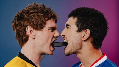 캐나다 인기 드라마 'Heated Rivalry', 뮤지컬 패러디로 재탄생