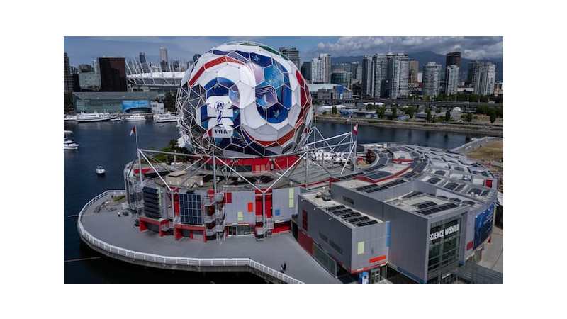 FIFA 월드컵 유치, 긍정적 전망과 상반되는 역사적 사례
