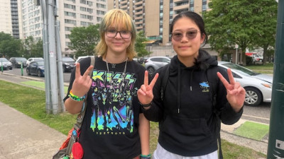 온타리오, 16세 미만 아동 소셜 미디어 사용 금지 논란: 런던 지역 청소년 및 학부모 의견 분분