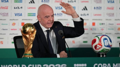 FIFA 회장, 월드컵 티켓 가격 옹호하며 팬들은 진정하라