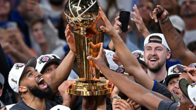 뉴욕 닉스, 53년 만에 NBA 챔피언 등극… 꿈만 같다