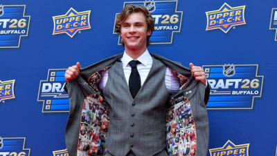 원주민 선수 개빈 맥케나, NHL 드래프트 1순위 지명 - 캐나다 전역의 자긍심 고취