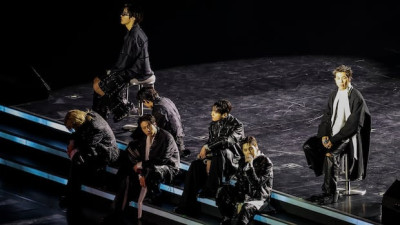 K팝 그룹 BTS, 10년 만에 토론토 상륙… 로저스 센터 준비 박차