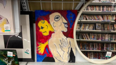 기증된 미술품, 중고매장에 버려져 논란… 펜틱턴 아트 갤러리 사과