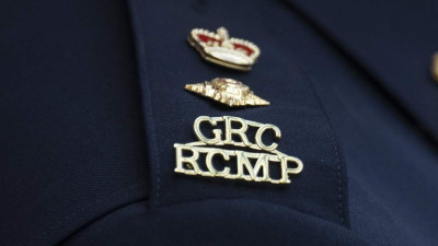 노바스코샤 픽토 카운티 인종차별 낙서, RCMP 수사 착수