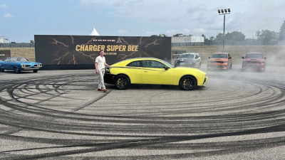 2027년 윈저 공장 새 Dodge Charger 출격 준비