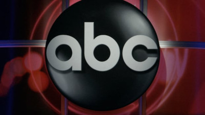ABC, 방송 면허 조기 검토 관련 FCC 소송 제기… 운영에 실존적 위협