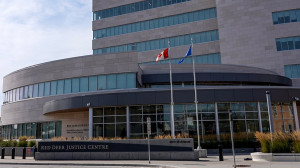 앨버타주 RCMP 대원, 르완다 정부에 경찰 정보 유출 혐의 재판에서 혐의 입증 마무리