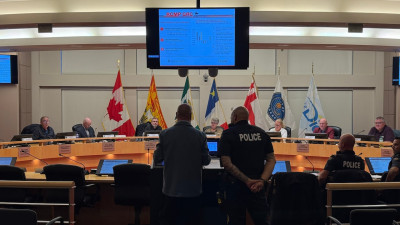 코디악 RCMP 예산, 경찰 요청보다 적은 수의 경찰관으로 통과