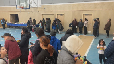 캐나다 북부 툭토야투크 학생들, 겨울용품 선물 받아