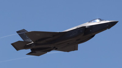 캐나다, 미국으로부터 첫 F-35 전투기 인도받아