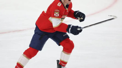맥데이비드, NHL 주간 3성 선정… 득점 선두 질주