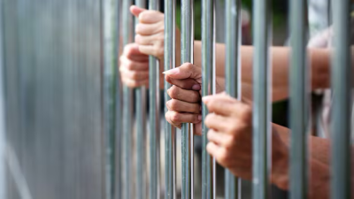 교도소 내 피의 불문율 '콘 코드'… 캐나다 사법부의 방관이 폭력 키우나