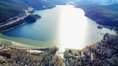 얼음 없는 '아이스맨' 경주?… BC주 이상 고온에 겨울 축제들 '진땀'