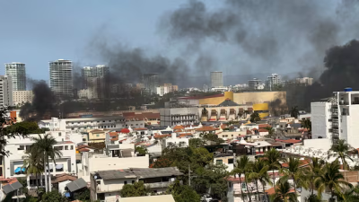 멕시코 휴양지 푸에르토 발라타 '외출 금지령'… 캐나다인들 현지 고립