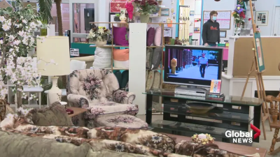 에드먼턴 'Find' 중고 매장 15주년… 홈리스 자립 돕는 가구 은행의 '기적'