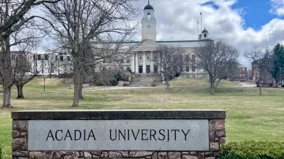 노바스코샤 아카디아 대학교, 재정난에 '학부 통폐합' 카드 꺼냈다… 대학 존립의 중대한 시기