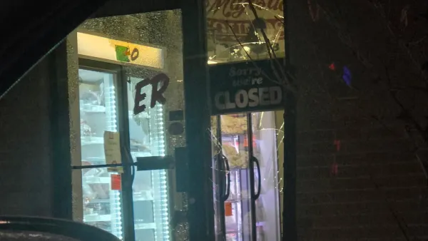 &#034;앨버타 소시지 수도의 눈물&#034;… 에드먼턴 동부 먼데어 유명 상점 심야 기…