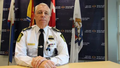 노조의 의도적인 흔들기인가… 세인트존 경찰청장, 경관들의 집단 민원에 '강력 반격'