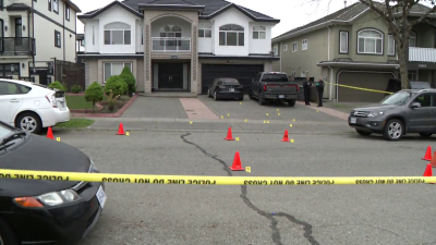 써리 주택가 대낮 총격 사건 발생… 경찰 조직적 갈취 범죄 연루 가능성 집중 수사