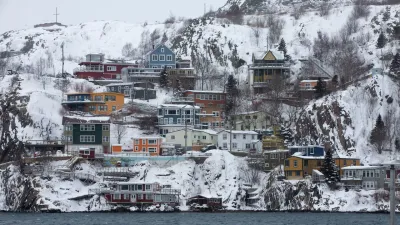 우리가 극지방인가요?… 영국 언론의 '얼어붙은 섬 고립' 보도에 뉴펀들랜드 주민들 '폭소'