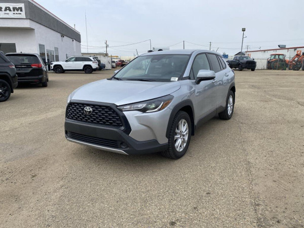 2023 Toyota Corolla Cross LE AWD