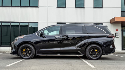 2024 Toyota Sienna XLE Hybrid