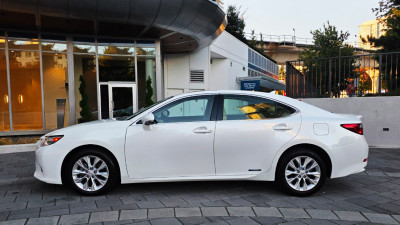 2014 Lexus ES350h