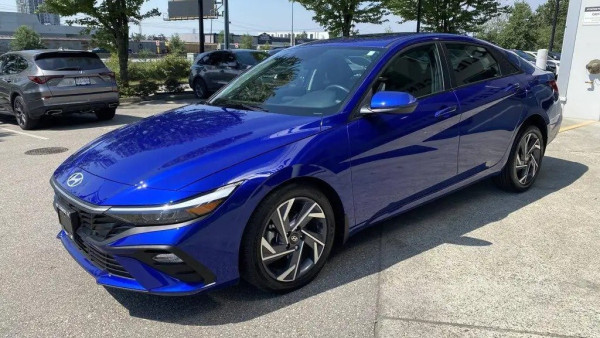 2025 Hyundai Elantra PREFERRED