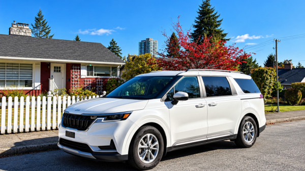 2024 Kia Carnival LX plus