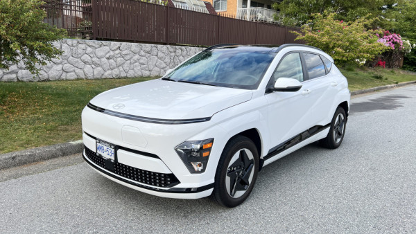 리스승계] 월 $269.67(세금포함/대박조건) 2025 현대 코나 EV Preferred (12,000km, 완전 새차급)