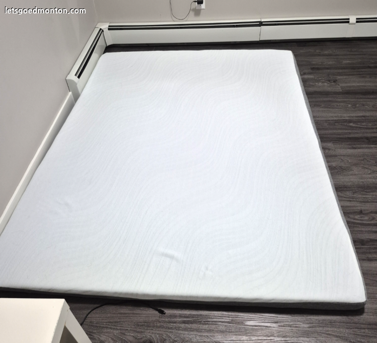 가구/가전/생활용품 메트리스 팝니다 작성자: 썸머타임1 등록일: 2026-04-13