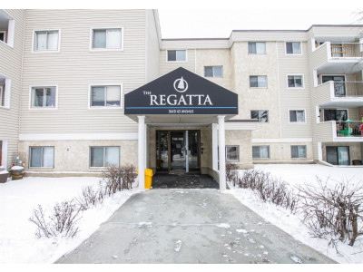 콘도 108 3610 43 AV NW CAD$114,900