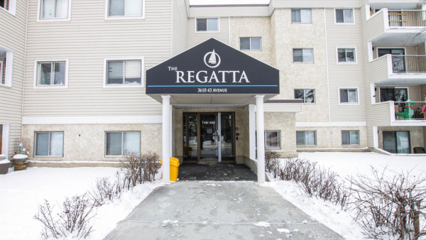 콘도 108 3610 43 AV NW CAD$114,900