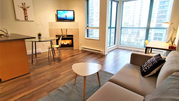 [렌트] 다운타운 Yaletown 스튜디오 독채 렌트