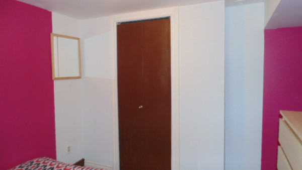 [렌트] VANCOUVER ROOM RENTAL NEAR SKYTRAIN