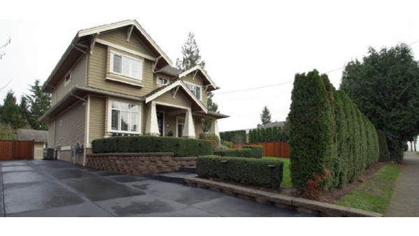 [렌트] [Central Coquitlam] Basement 2 bed + 1bath 약 1,000 sq. ft.