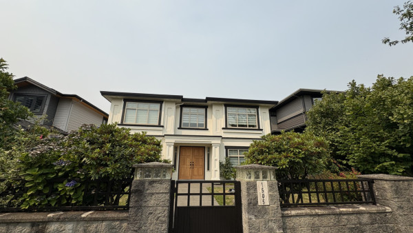 [렌트] 브렌트우드 Renovated Ground Floor 2 Bed 1 Bath 렌트