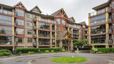 [렌트] 랭리 Yorkson Creek 빌트인 A/C, 2파킹 포함, 넓은 1베드+솔라리움