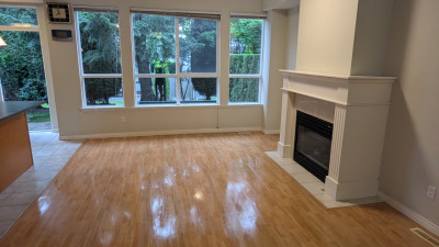 [렌트] 써리 플릿우드에 3bed + basement