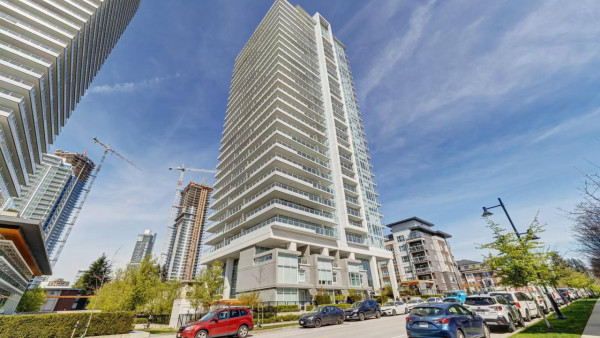 [렌트] 버퀴틀람 19층 고층 고급아파트 2bed+2bath+1주차 +1Storage Locker , 렌트합니다