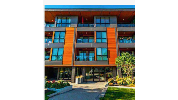 [렌트] 포트코퀴틀람 1Bed+1Bath+1Den