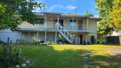 [렌트] 하우스1층 2Bed 1Den. 넓은백야드
