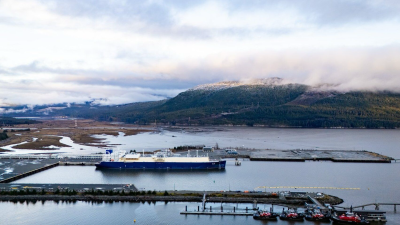 허가량보다 훨씬 많이 태웠다… LNG 캐나다, 키티마트 시설 가스 연소량 초과 논란