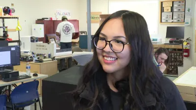 마을의 무한한 가능성을 봅니다… 이누빅 청소년들, 디지털 의류 디자인 정복